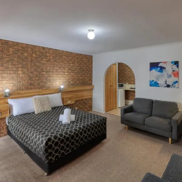 The Cottage Motor Inn Albury CBD，位于奥尔伯里的酒店