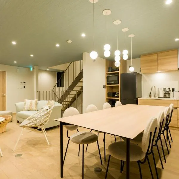 Rakuten STAY VILLA Kamogawa Building C with Terrace and sauna Capacity of 10 persons，位于Kaisuka的酒店