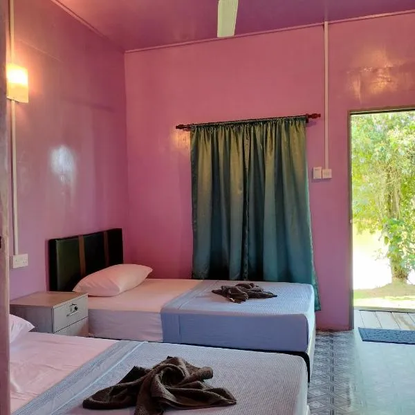 Osman homestay，位于Sukau的酒店