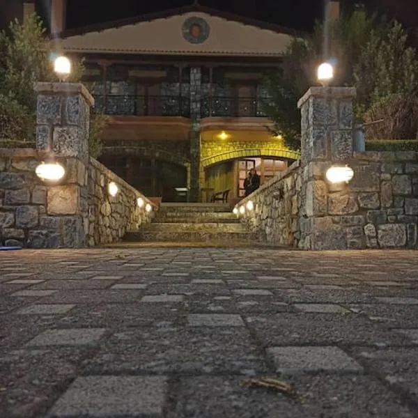 VILLA ΚΟΡΑΛΙΑ，位于Kardharas的酒店