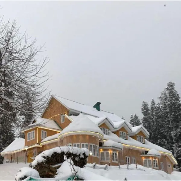 Gulmarg Ski Hill Resort，位于Tangmarg的酒店