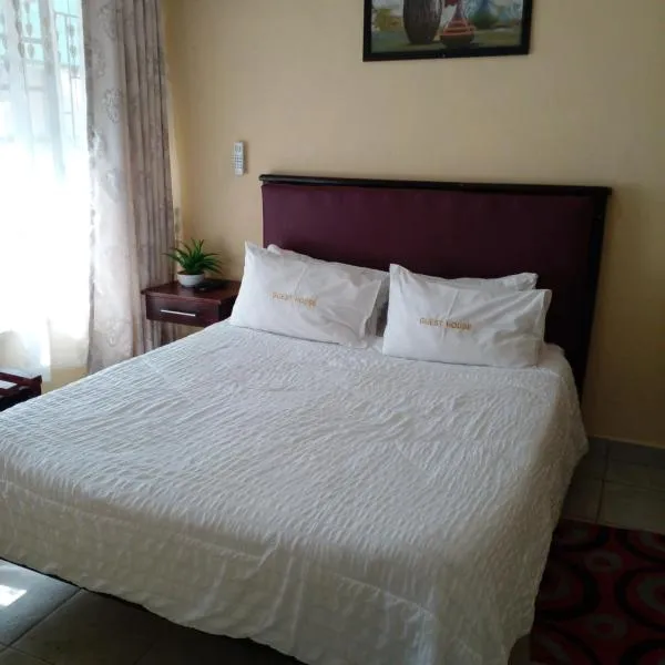 Lalamnandzi 4 Guesthouse，位于Guthrie的酒店