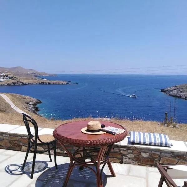 Kythnos - Loutra- House，位于卢特拉的酒店