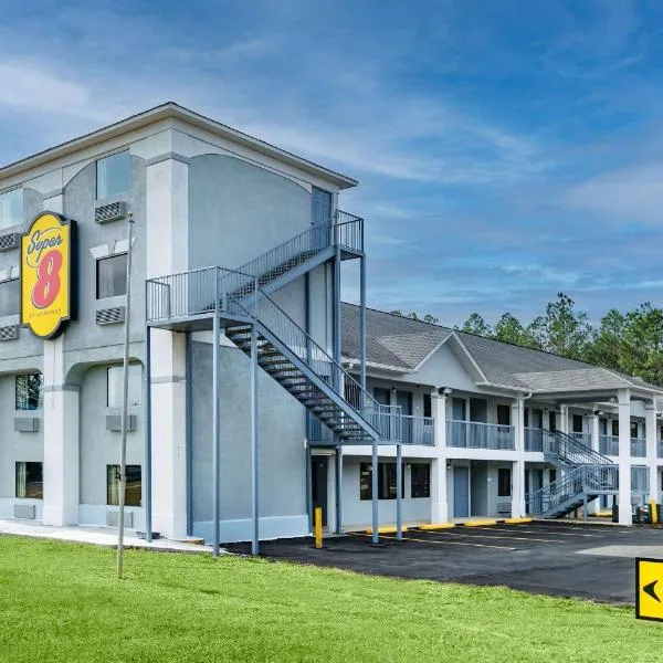 Super 8 by Wyndham Moss Point，位于莫斯波因特的酒店