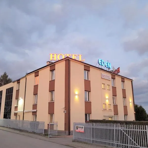 Hotel Eden，位于小波兰地区森济舒夫的酒店