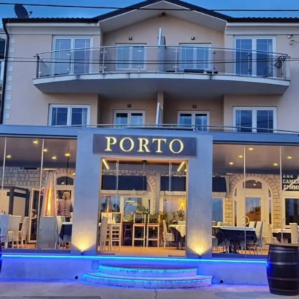 波尔图客房酒店，位于萨武德里亚的酒店