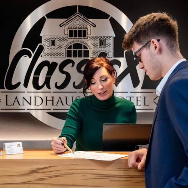 ClassicX Landhaus & Hotel - Bed & Breakfast，位于Gensingen的酒店