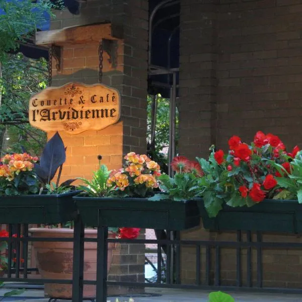 拉维典奎特咖啡馆及酒店，位于魁北克市的酒店