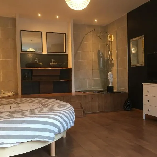 Chambre paisible avec vue sur la montagne，位于Conliège的酒店