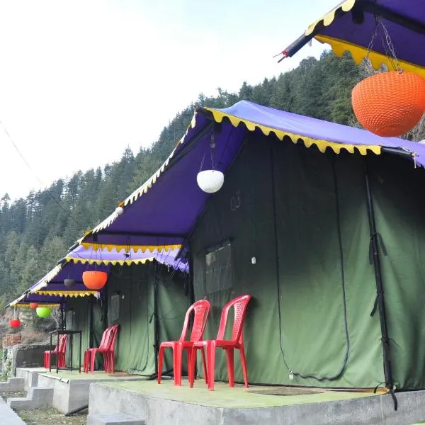 Barot , Waterfall Camps and Domes I Best seller，位于Jhatingr的酒店