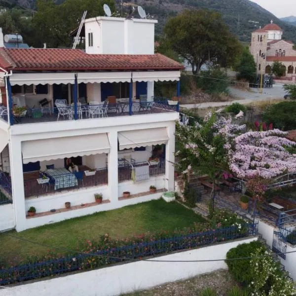 洛萨那别墅，位于普拉塔里亚的酒店