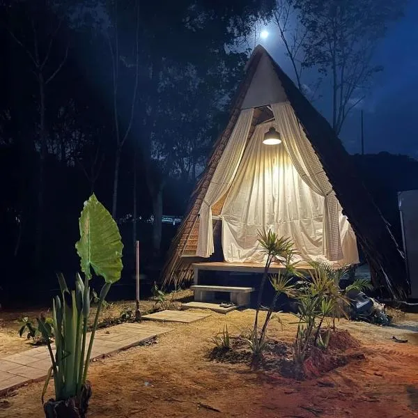 PhuketAirportCamping，位于Ban Bo Sai Klang的酒店