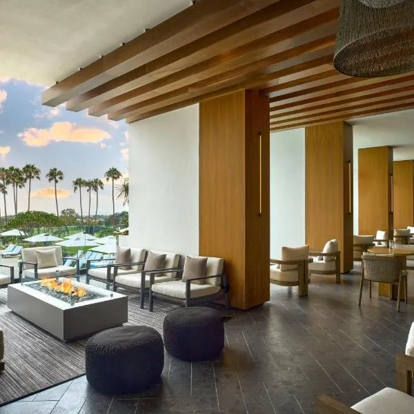 VEA Newport Beach, a Marriott Resort & Spa，位于纽波特海滩的酒店