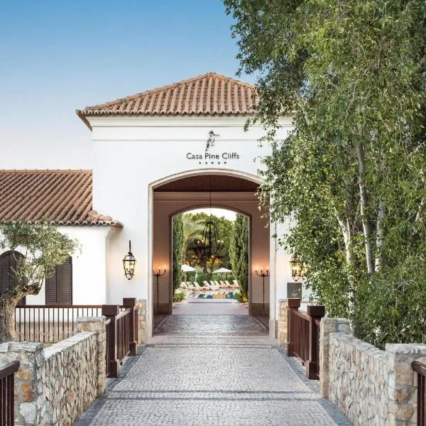 Pine Cliffs Residence, a Luxury Collection Resort, Algarve，位于Alfontes的酒店