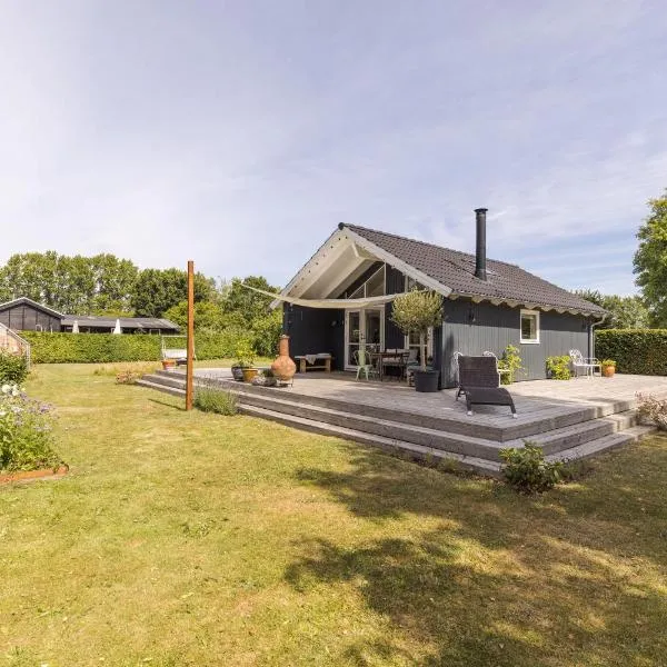 Modern and cozy cabin near Copenhagen city and airport，位于德拉厄的酒店