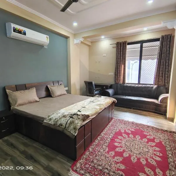 OSHO Villa Guest House，位于斋浦尔的酒店