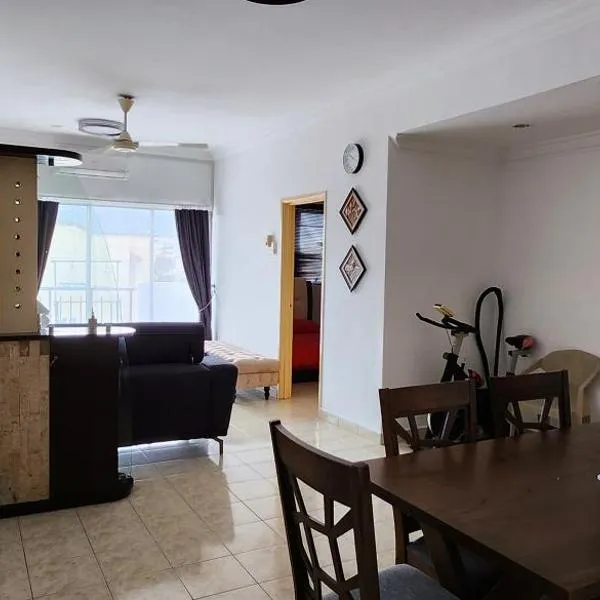 DSAF Family Homestay Pandan Indah，位于安邦的酒店