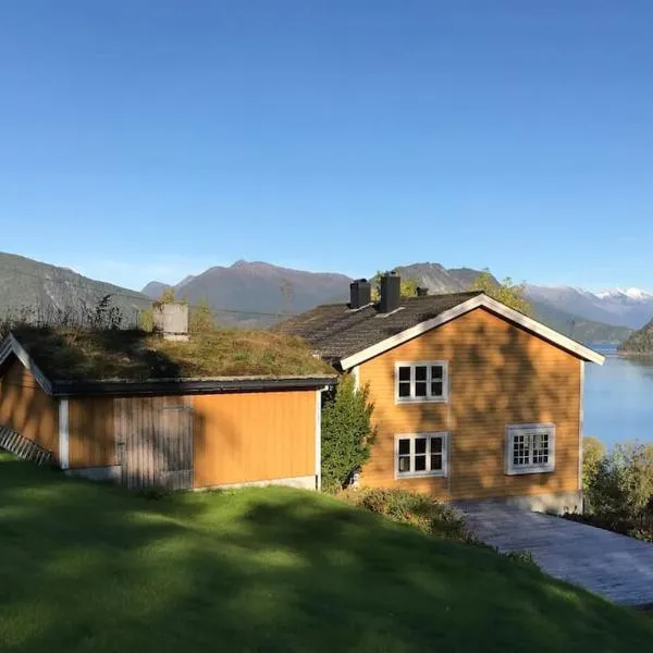 Moonvalley Lodge - stort & koselig hus - Måndalen，位于Vestnes的酒店