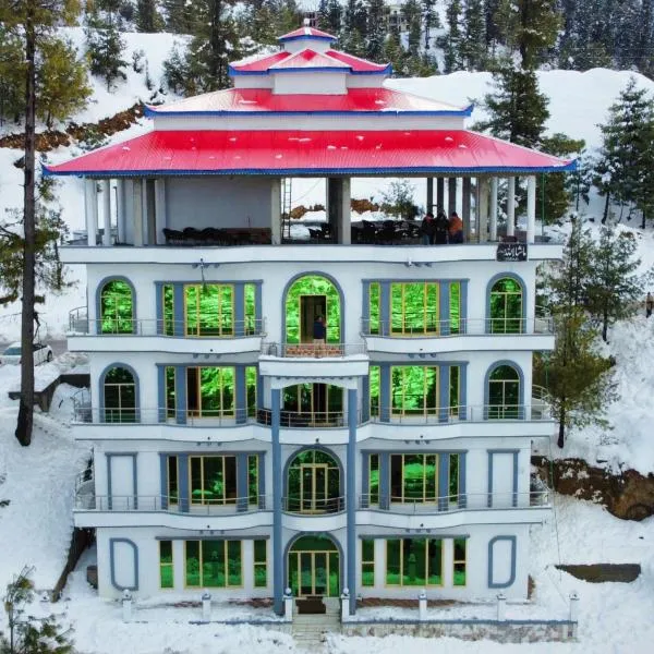 Al-Sadiq Hotel & Restaurant Malam Jabba Swat，位于斯瓦特的酒店