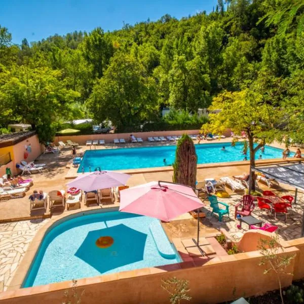 Camping Hotel Les Rives du Loup，位于圣雅内的酒店