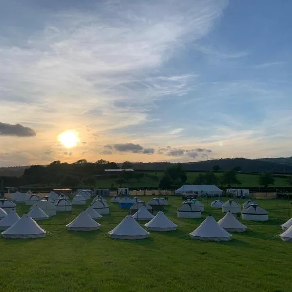 Fred's Yurts at Hay Festival，位于瓦伊河畔海伊的酒店
