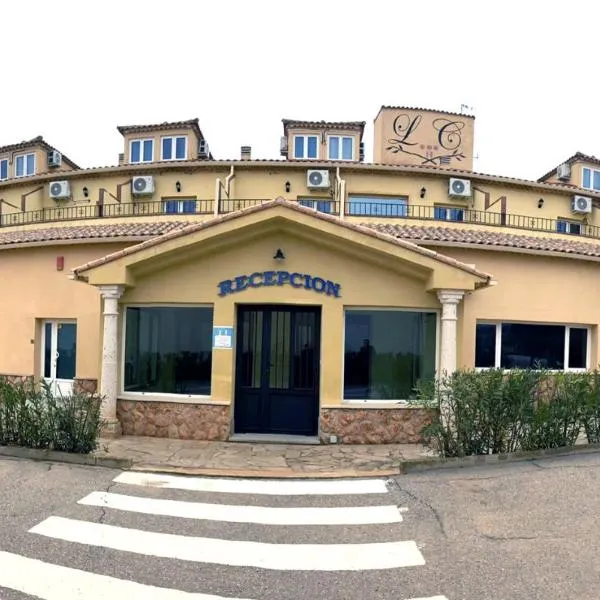 HOTEL LOS CAÑAS，位于莫蒂利亚德尔帕兰卡尔的酒店