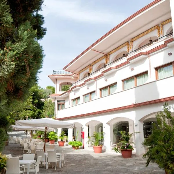天堂酒店 ，位于Rocca Cilento的酒店