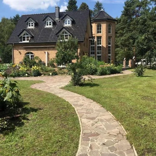 Penthouse Bernd im Waldschlösschen direkt am See，位于文迪施里茨的酒店