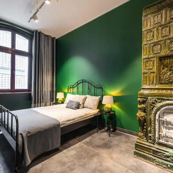 LivingRoom 2 z wanną z hydromasażem，位于卡托维兹的酒店