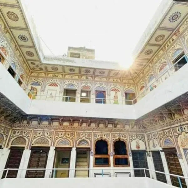 Singhasan Haveli, Mandawa，位于Fatehpur的酒店