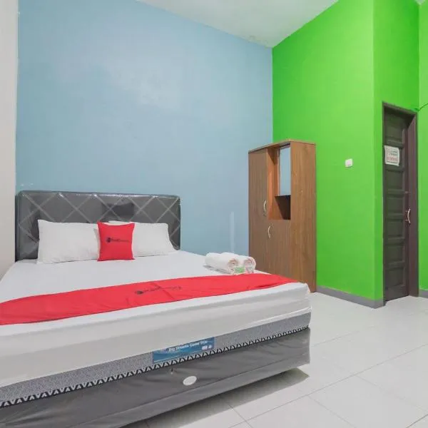 RedDoorz Syariah near Jalan Jakarta Samarinda，位于Loakulu的酒店