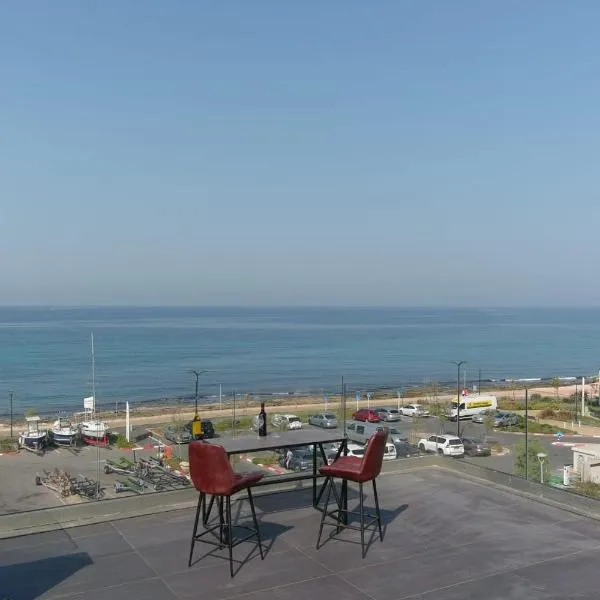 מלון בוטיק H34，位于纳哈里亚的酒店