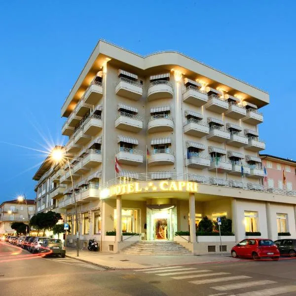 Hotel Capri & Residence，位于利多迪卡马约雷的酒店