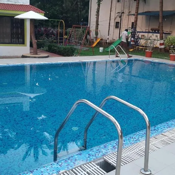 Ruturaj Inn Alibag，位于Kīhīm的酒店