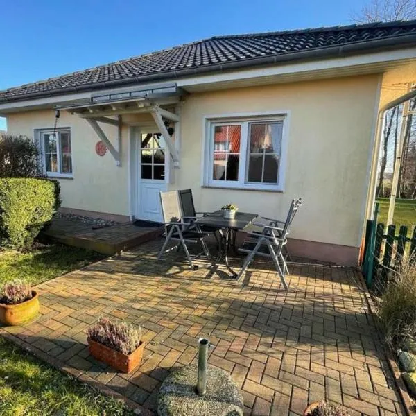 Ferienwohnung OTTOSIN mit Terrasse und Garten，位于Wilhelmshof的酒店