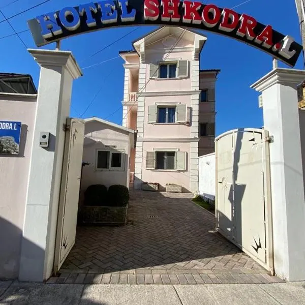 Hotel Shkodra L，位于Bërdica e Madhe的酒店