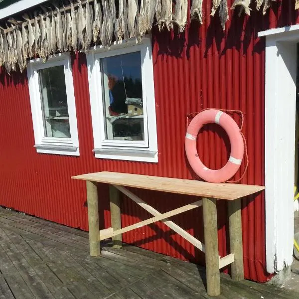 Fishermans Rorbu 1 - Lofoten，位于Nusfjord的酒店