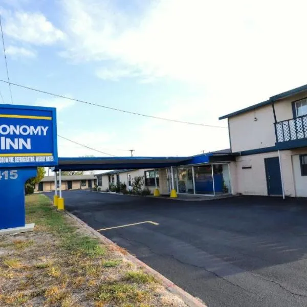 Economy Inn Kingsville，位于Riviera的酒店