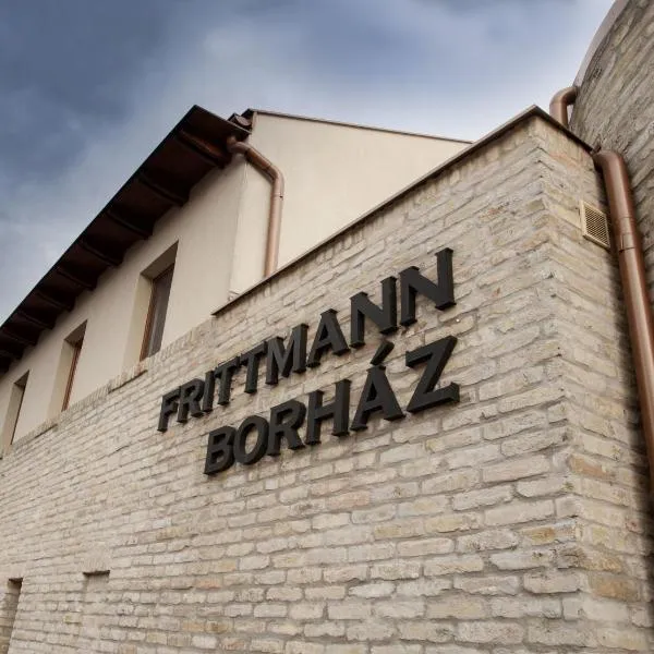 Frittmann Borház，位于基什孔豪洛什的酒店