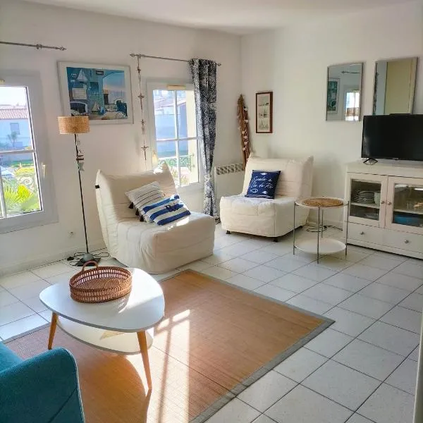 Charmant Studio à proximité du Port de St Martin de Ré，位于圣马丹德雷的酒店