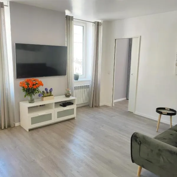 New apartment - MEMO - Le Locle，位于乐罗西的酒店
