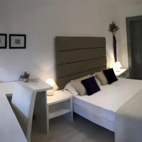 studio in vila- natural 22 C !，位于Breaza de Sus的酒店