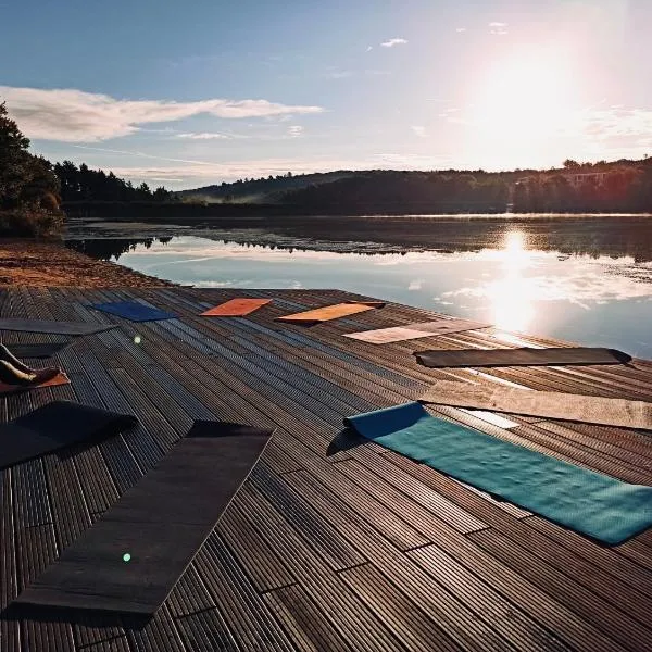 TINYLODGE am Ellertshäuser See，位于Stadtlauringen的酒店