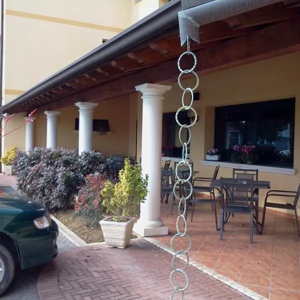 阿尔普提科酒店，位于Pramaggiore的酒店