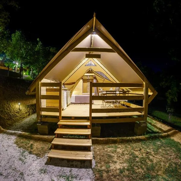 Resort Orizzonti Glamping，位于圣埃尔皮迪奥阿马雷的酒店