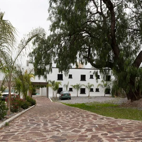 Hotel & Temazcal Hacienda Maxthá，位于Nopala的酒店
