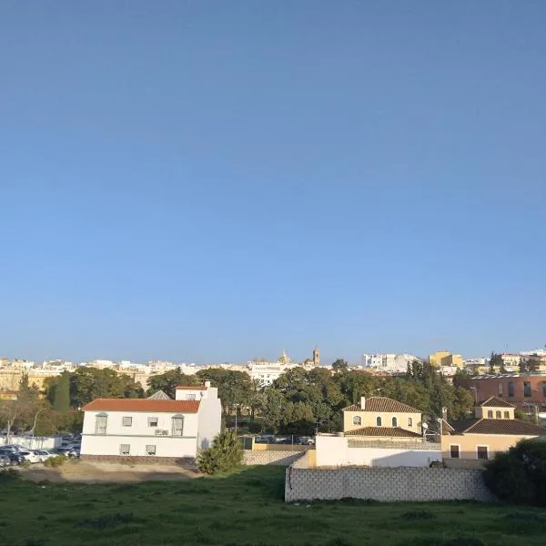 Piso amplio y tranquilo en Marchena，位于Marchena的酒店