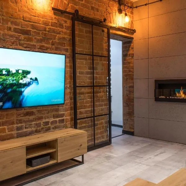 Apartament Black Loft，位于尼萨的酒店