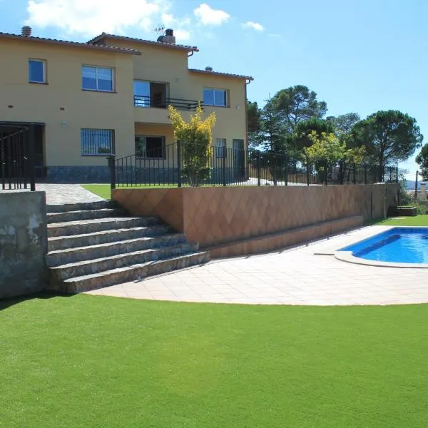 Villa Galicia，位于罗列特海岸的酒店