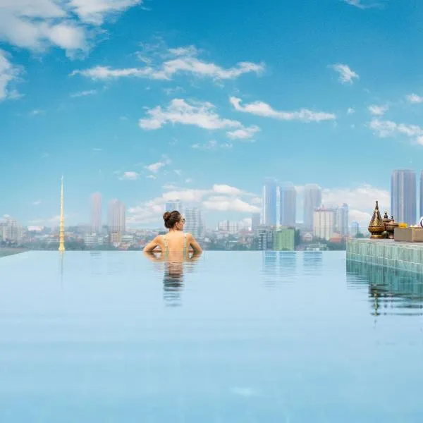 GLOW PARK HOTEL Grand Royal Palace，位于金边的酒店